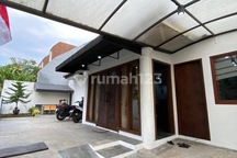 Rumah Cantik dan Siap Huni di Villa Cinere Mas