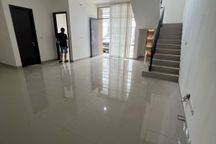 Langka! Disewakan rumah pik2 8x15 clubhouse cluster danau