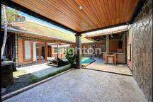 VILLA MENARIK 3 BEDROOM WITH POOL KUTA