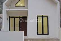 Termurah! Rumah Baru Luas Tanah 80 Meter di Sariwangi Sayap Gegerkalong Bandung