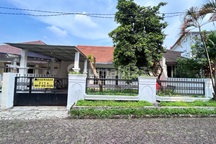Disewakan Rumah 3+1kt, Lt.270, Lokasi Strategis Siap Huni Di Jalan Ahmad Yani 82, Tanah Sareal. Kota Bogor, Sudah Renovasi, Siap Huni, Atap Sudah Ganti Baja Ringan, Bebas Banjir. Rumah Shm Di Jl. Jenderal Ahmad Yani No. 82, Tanahsareal, Tanah Sereal, Kota