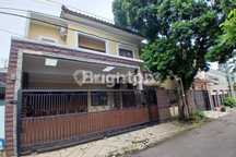 Rumah Mewah Furnish Area Suhat Malang Siap Masuk