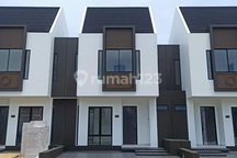 Rumah Siap Huni, 4 Kamar Tidur, SHM, Dalam Kota Makassar