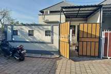 Rumah Kontrakan Bagus Semi Furnished SHM Nusa Dua, Badung