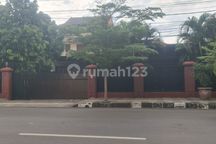 Dijual Cepat Rumah Pinggir Jalan Utama Evakuasi Dekat Lampumerah