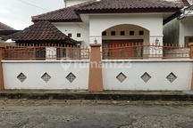 Dijual Rumah Asri & Nyaman - Pagutan, Lombok (Ntb)Jual Rumahjalan Pagutan Mataram Nusa Tenggara Barat - Mataram