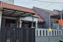 Disewakan Rumah Terawat Baru Renovasi di Villa Melati Mas, Tangerang Selatan