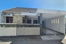 Rumah Bagus Semi Furnished SHM di Jalan Imogiri Barat, Bantul