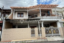 Jual Rumah Lama di Tebet Barat Jakarta Selatan Potensi Investasi Bangun Kost Akses Jalan Lebar