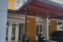 Dijual Rumah 2 Lt Dekat Jalan Raya Dalam Cluster Siap Huni Dekat Tol Jatibening