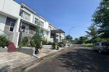 Rumah Cantik Full Furnished Dalam Cluster Modern Hill Pondok Cabe