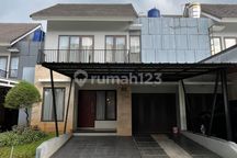 Your Perfect Family Home Awaits! Premier Terrace Ciracas