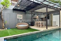 Private Pool Villa 2 Kamar Furnish Dekat Tol Cn