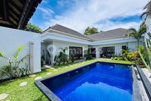 Villa 2br Private Pool In Central Berawa Canggu Yto