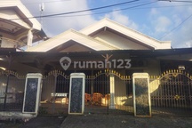 Rumah Tinggal 2 Lantai di Kota Manado