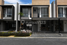 Sewa Rumah Pik2 4 Kamar Tidur