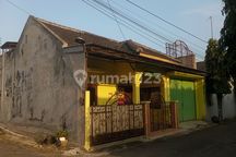 Rumah di Perumahan Dekat Sma Tn Akmil Magelang