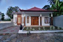 RUMAH ETNIK MODERN DI MAGELANG, DEKAT KE CANDI BOROBUDUR