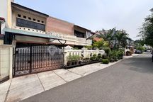 Best Location Tebet Barat! Akses 3 Mobil, Dekat Eco Park