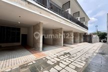 Townhouse Tebet - 5 Units Left ! One Gate System