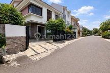 Tebet Barat ( Akses 3 Mobil ) Dekat Eco Park