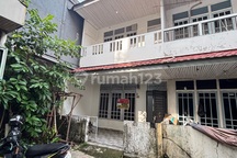 Rumah Sewa 2 Lantai 3Kmr 2Wc Pusat Kota Pontianak