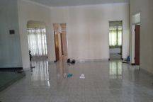 Rumah 4 Kamar Di Tengah Kota Jember