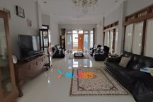 Rumah Mewah Tengah Kota Full Furnished Istimewa Tinggal Bawa Kope