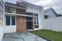 Di Jual Rumah Furnished, Seduduk Putih