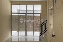 Disewakan Rumah Komplek Menteng Indah Daerah Denai