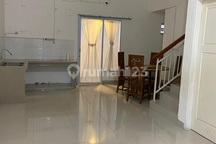 Disewakan Murah Komplek Merci Cluster Vorden Daerah Johor