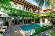 VILLA HAK MILIK MENAWAN DI PUSAT CANGGU HANYA 1,5 KM DARI PANTAI BATU BOLONG