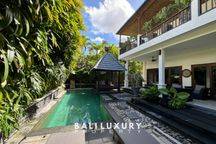 Harga Special Villa Hak Milik Hanya Berjalan Kaki Ke Pantai Seminyak