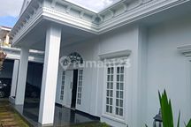 Rumah di Jual / di Jl.arnold Mononutu