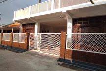 Rumah 2 Lantai Bagus Unfurnished SHM di Perum Griya Surya Permata Kudusan, Gumpang, Sukoharjo