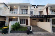 Jual Villa Mewah Mediteranian Lokasi Sangat Dekat Ke Pantai