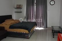 Disewakan Pertahun ,kamar Apartemen 1 Br Di Mtc 