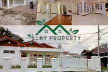 Rumah Lt 300 Dengan Lokasi Strategis Dekat Kampus, Di Kleak, Winangun Satu,posisi Hook,dilewati 2 Jalan.