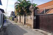 Freehold 3Br Home In Prime Sesetan Area, 10 Min To Rsup Denpasar