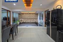 Rumah Bangunan Mandiri Design Arsitek 2 Lantai Dijual Alam Sutera Feronia Hadap Selatan - 168M2