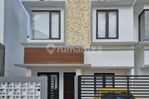 Disewakan Rumah 2 Lantai Perdana Mumbul Cluster, Nusa Dua