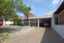 Dijual Rumah Besar Strategis - Pusat Kota Palembang (Talang Kerangga)