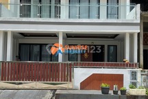 Rumah Bagus Cantik Baru HGB