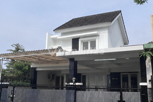 Disewa Rumah Semi Furnished Rapih Metland Puri Dekat Green Lake