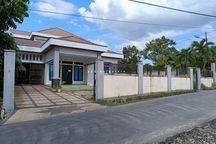 Rumah Sewa Murah 2 Lantai Exclusive Utk Kantor Atau Mess Ditengah Kota
