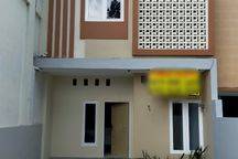 Rumah 2 Lantai Bagus Unfurnished SHM di Jalan Magelang Purworejo
, Magelang