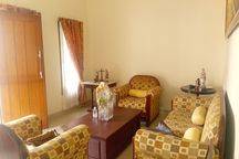 Dikontrakkan Rumah Mewah Di Lingkungan Komplek Premium Furnished SHM Mertoyudan, Magelang