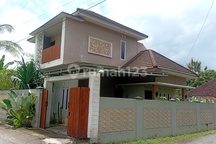 Rumah Cantik 2 Lantai View Sawah dan Gunung