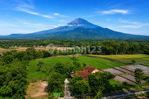 Rumah Villa View Gunung di Dalam Kota Magelang