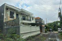 5 Bedroom Ensuite Brand New Renovated Spacious Semi Villa 4 Km From Pepito Canggu